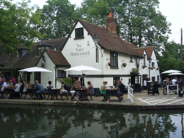 The Three Horseshoes