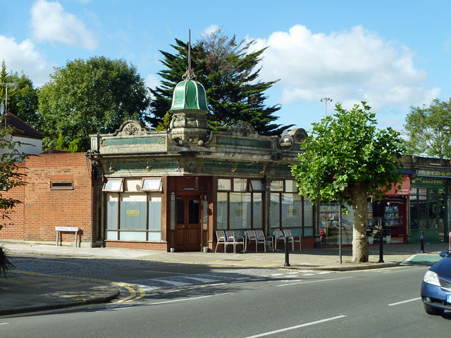 Ward's Free House